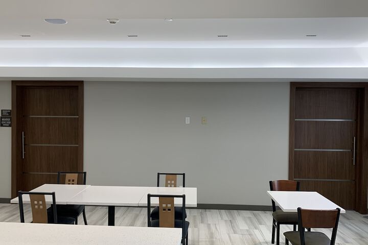 Room 32 of 45