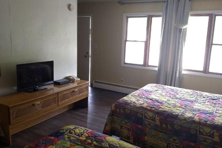 Room 10 of 15