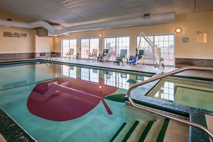 Pool 4 of 34