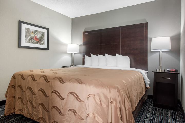 Room 21 of 35