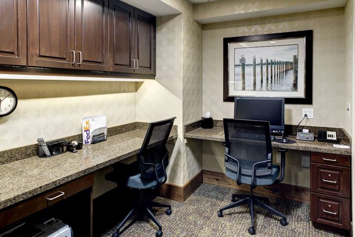 Business Center 77 of 78