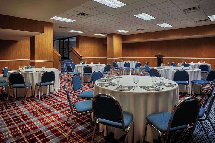 Graduate by Hilton Lincoln