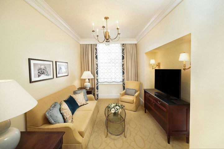 Room 15 of 44