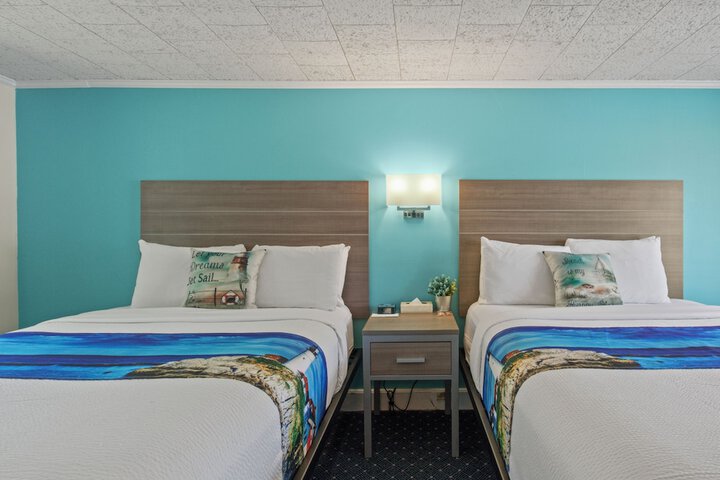 Room 14 of 37