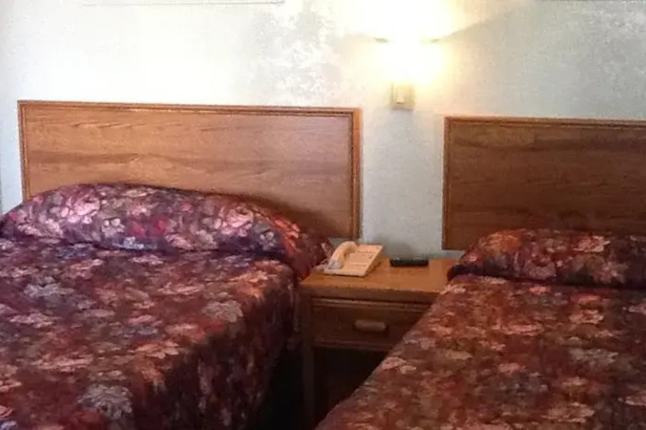BEDFORD INN