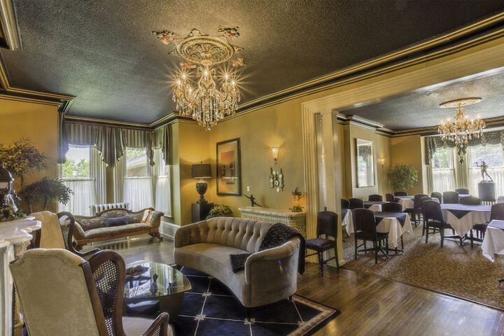 The Woodview Inn