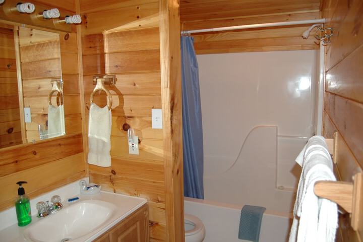 Room 34 of 84