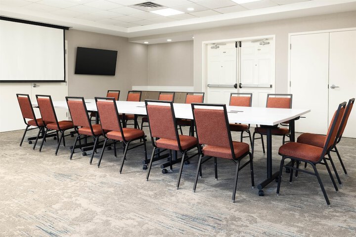 Hilton Garden Inn Ontario / Rancho Cucamonga