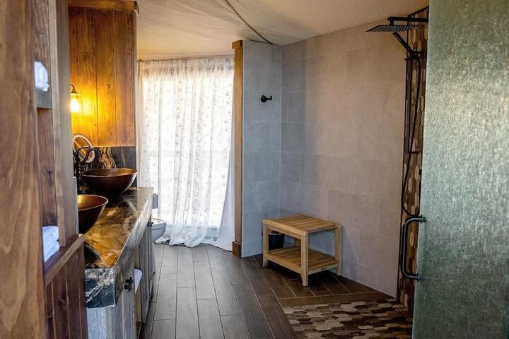 Elk & Embers Mountain Hideaway