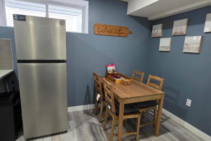 Entire guest basement suite in Cochrane AB