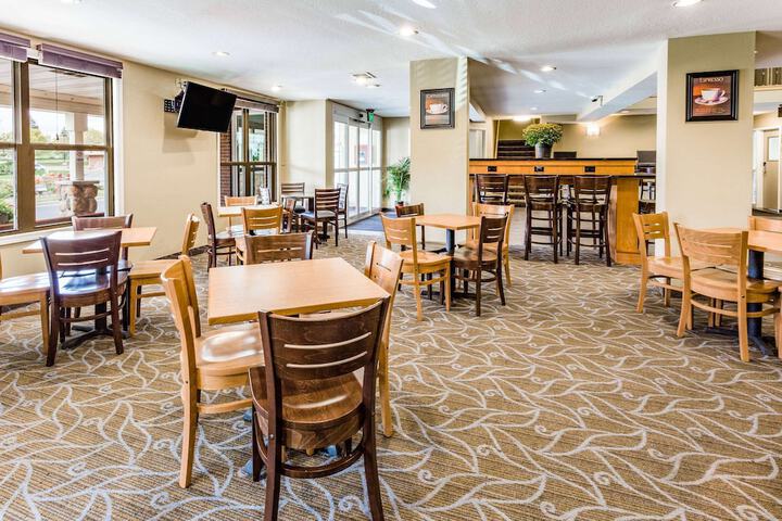 AmericInn by Wyndham Burnsville