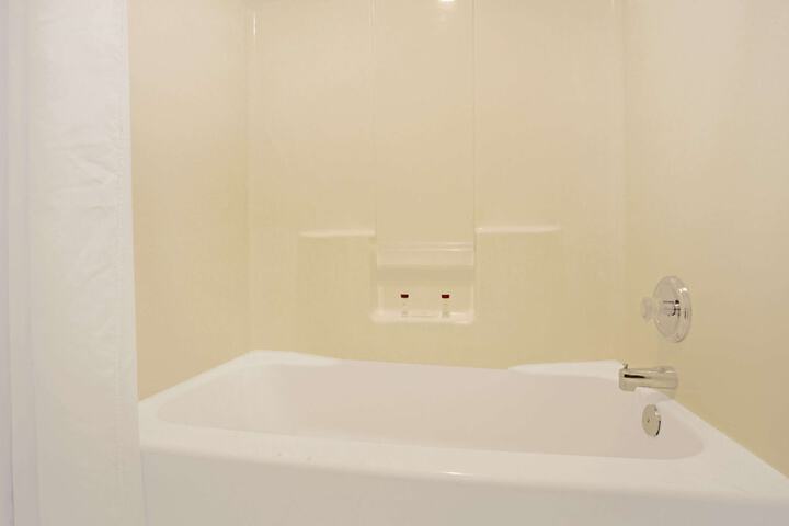Room 20 of 43