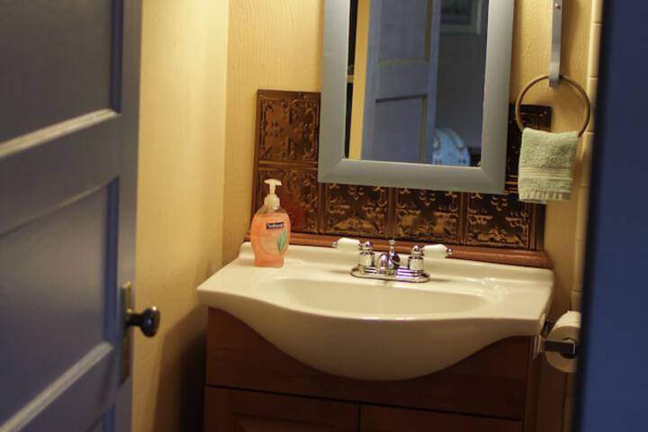 Room 27 of 56