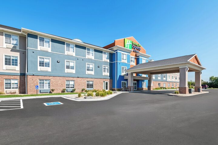 Holiday Inn Express Hotel & Suites Council Bluffs - Convention Center by IHG