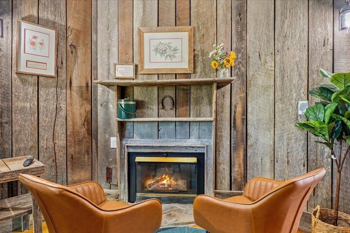 Laurel Valley Mountain Retreat