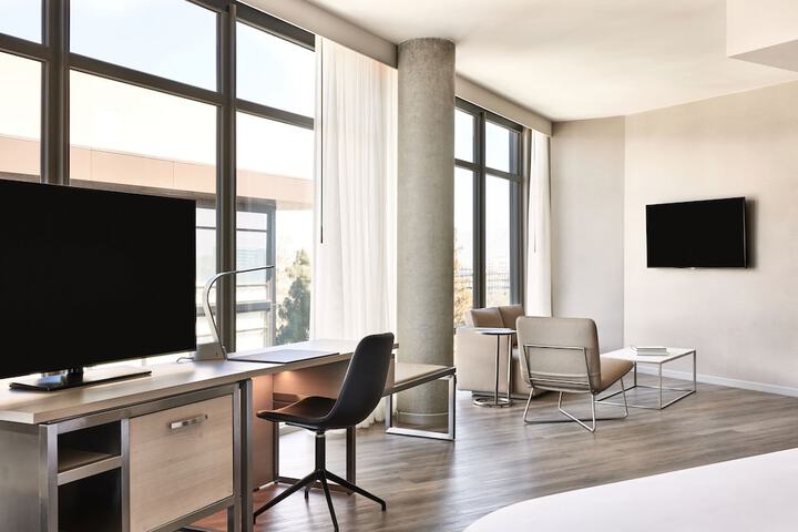 AC Hotel by Marriott Sunnyvale Moffett Park