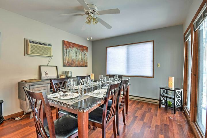 Poconos Vacation Rental w / Pool Access & Hot Tub!