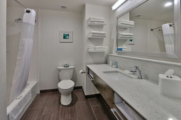 Room 14 of 47