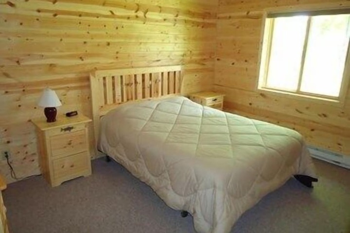 Room 9 of 20