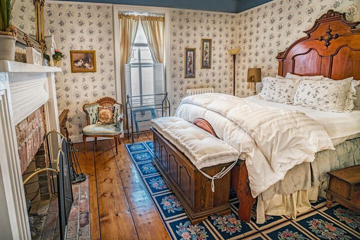 Room 19 of 40