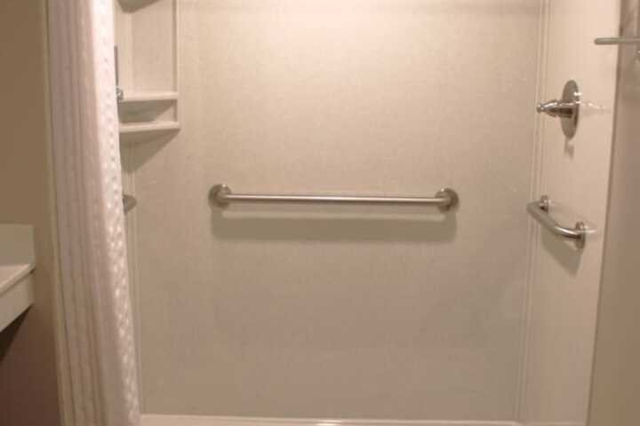 Boarders Inn & Suites by Cobblestone Hotels - Lamar
