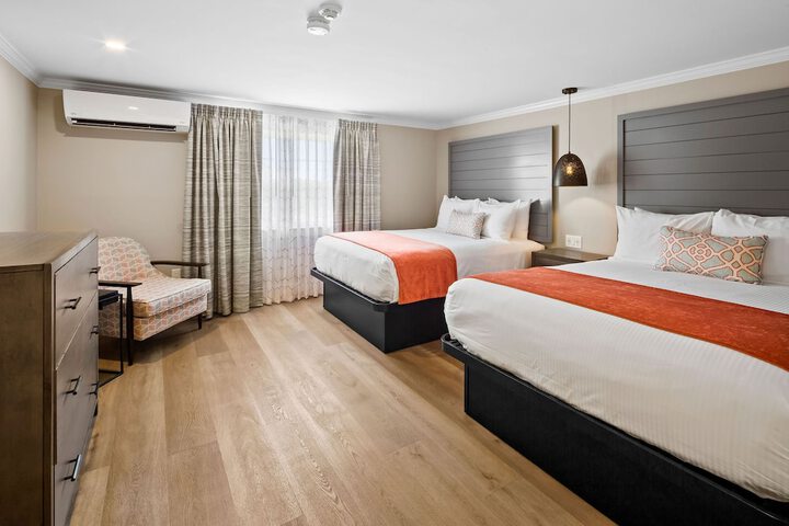 Room 17 of 37
