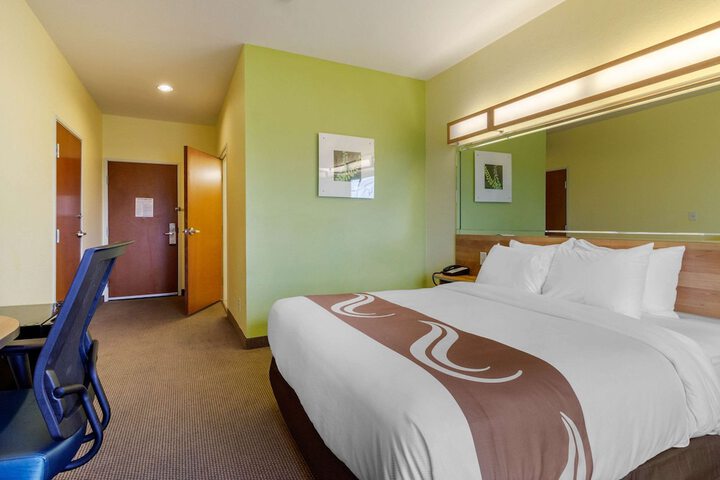 Room 22 of 51