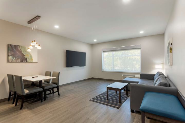 Room 14 of 41