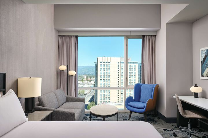 Room 14 of 84