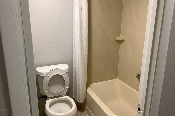 Room 13 of 15
