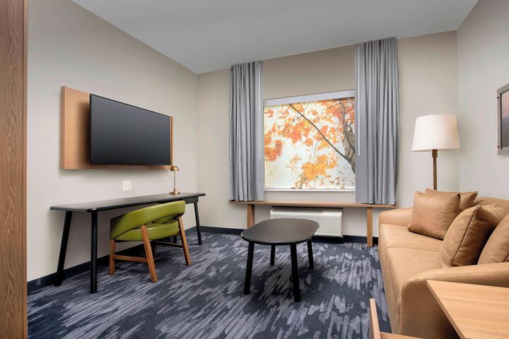 Room 9 of 27