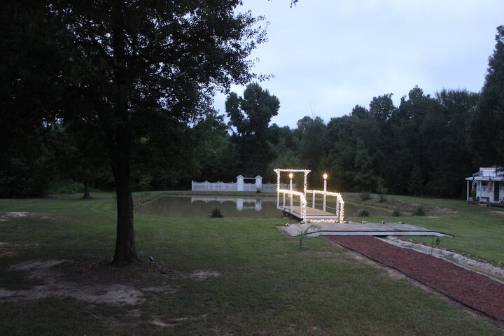 Property Grounds 50 of 54