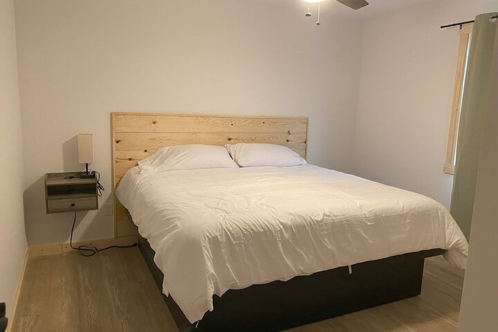 Room 96 of 105