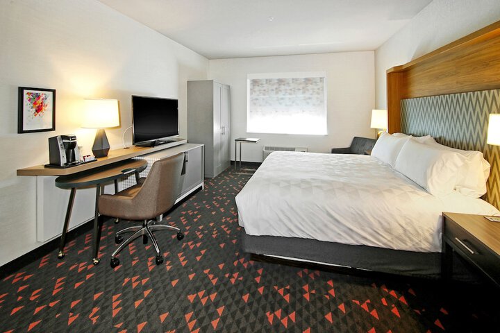 Room 103 of 155