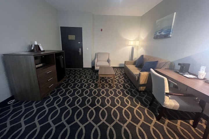 Room 41 of 59