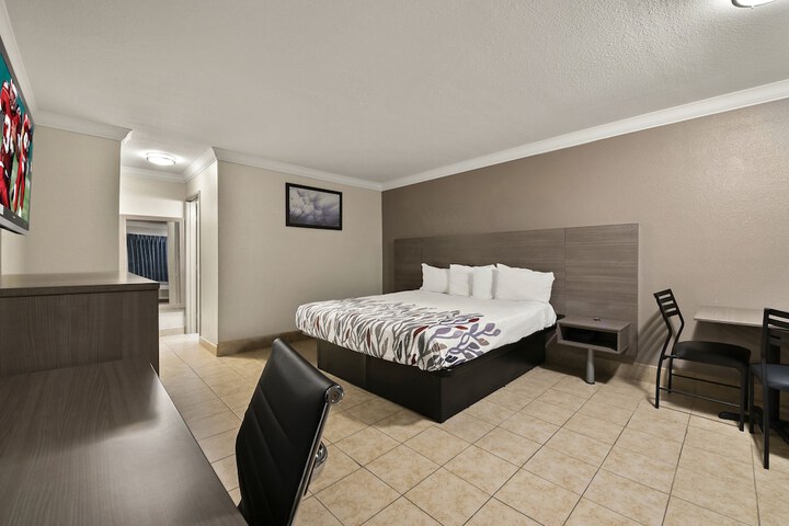 Red Roof Inn Los Angeles – Bellflower