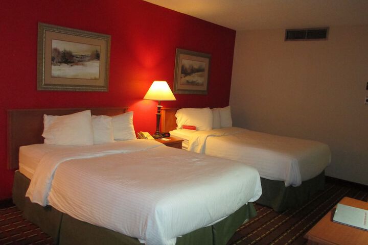 Room 13 of 27