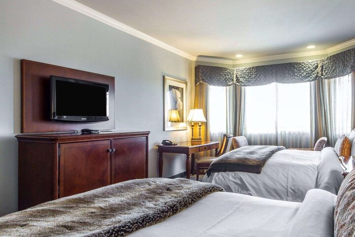 Room 21 of 40