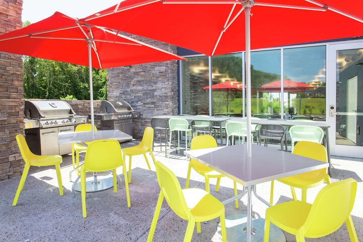 Terrace/Patio 26 of 27