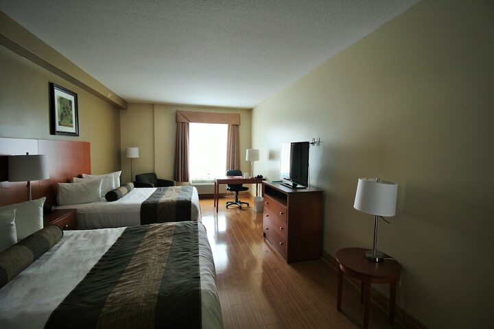 Room 73 of 108