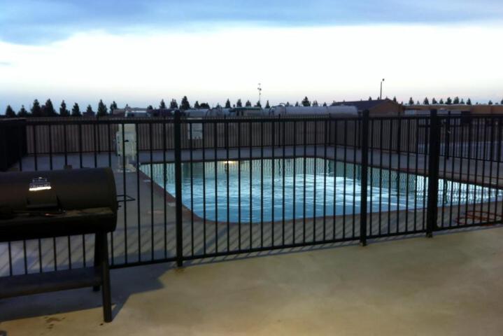 Southern Inn and Suites Kermit