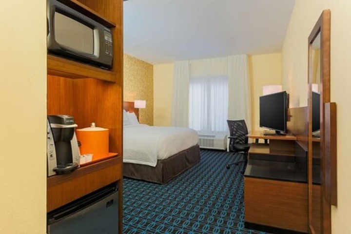 Fairfield Inn & Suites by Marriott Alexandria