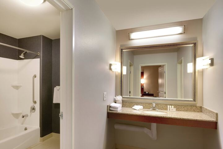 Room 32 of 56