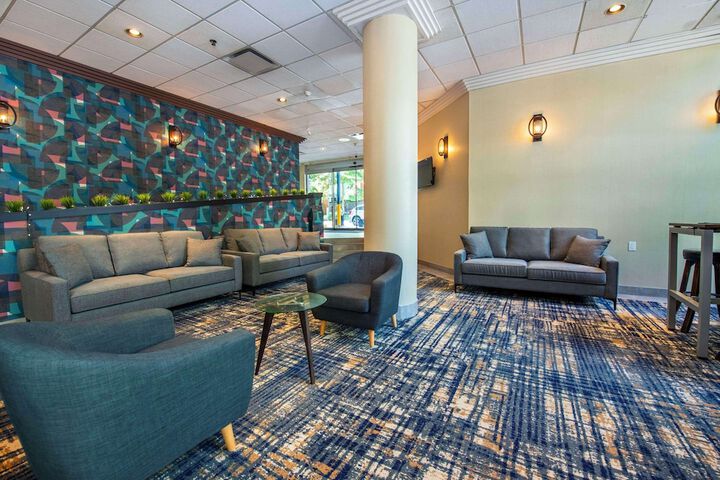 Hotel Interior 9 of 39