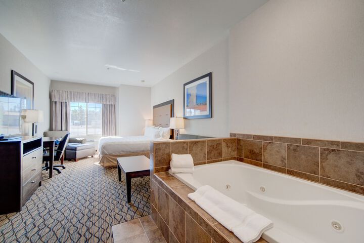 Holiday Inn West Yellowstone by IHG.