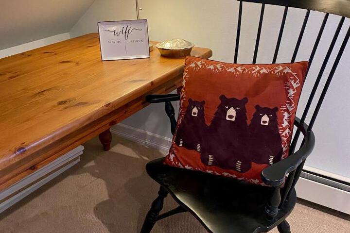 Goldilocks Bed & Breakfast