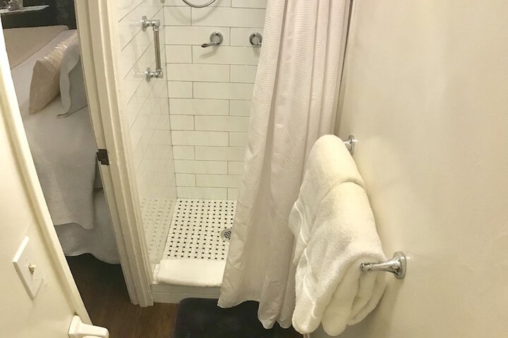 Room 59 of 74