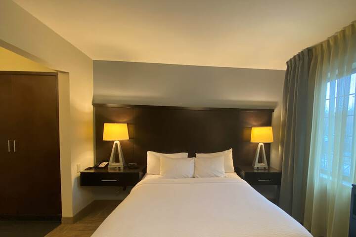 Staybridge Suites Liverpool Syracuse by IHG