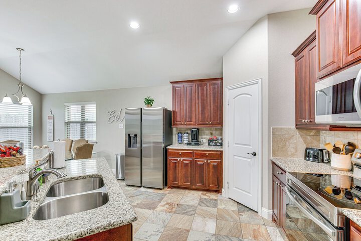 Private Yard & Grill: Greenville Vacation Rental