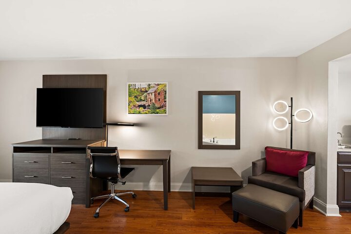Room 31 of 39